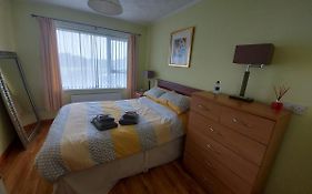 Homely Yellow Bungalow -Articlave-Near Castlerock